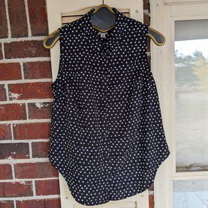 Black with white polka dot sleeveless women's button-up collared blouse size M